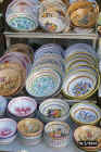 art1697rome_dishes.JPG (91515 bytes)