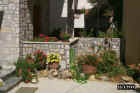 Crete_entrance.JPG (67628 bytes)