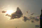 Sky02.JPG (21051 bytes)